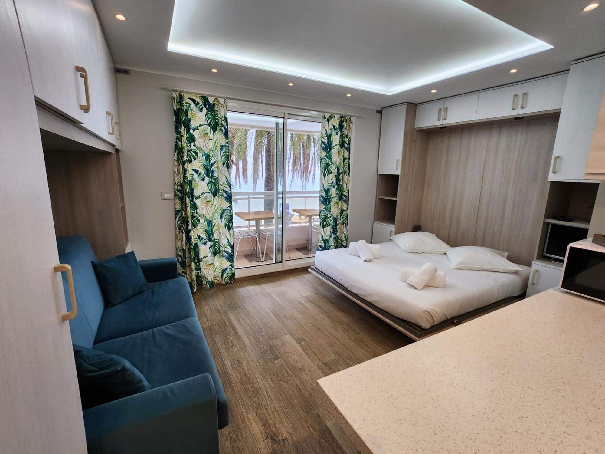 Bluemarine, Studio Vista Mare Menton Luaran gambar