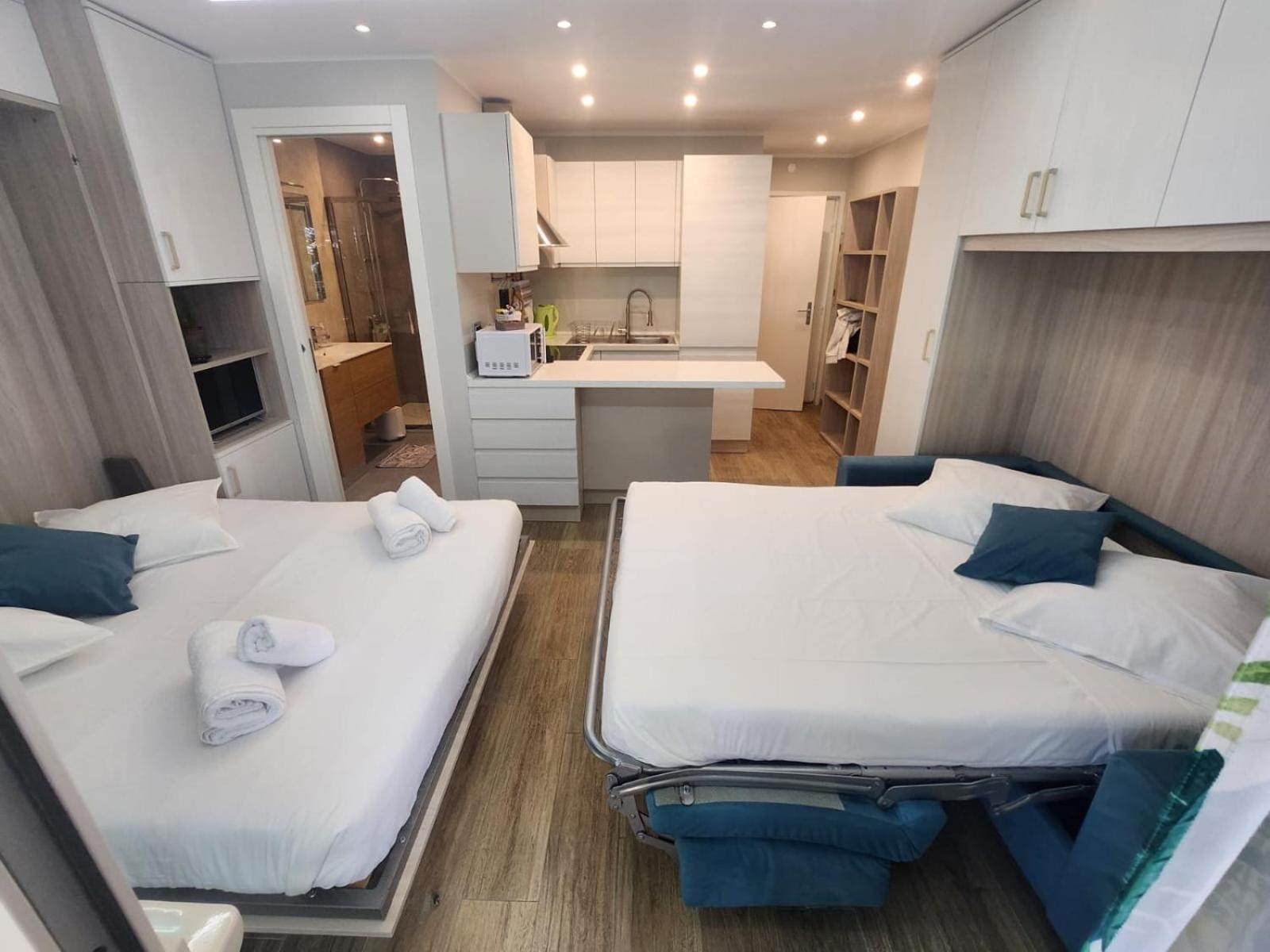 Bluemarine, Studio Vista Mare Menton Luaran gambar