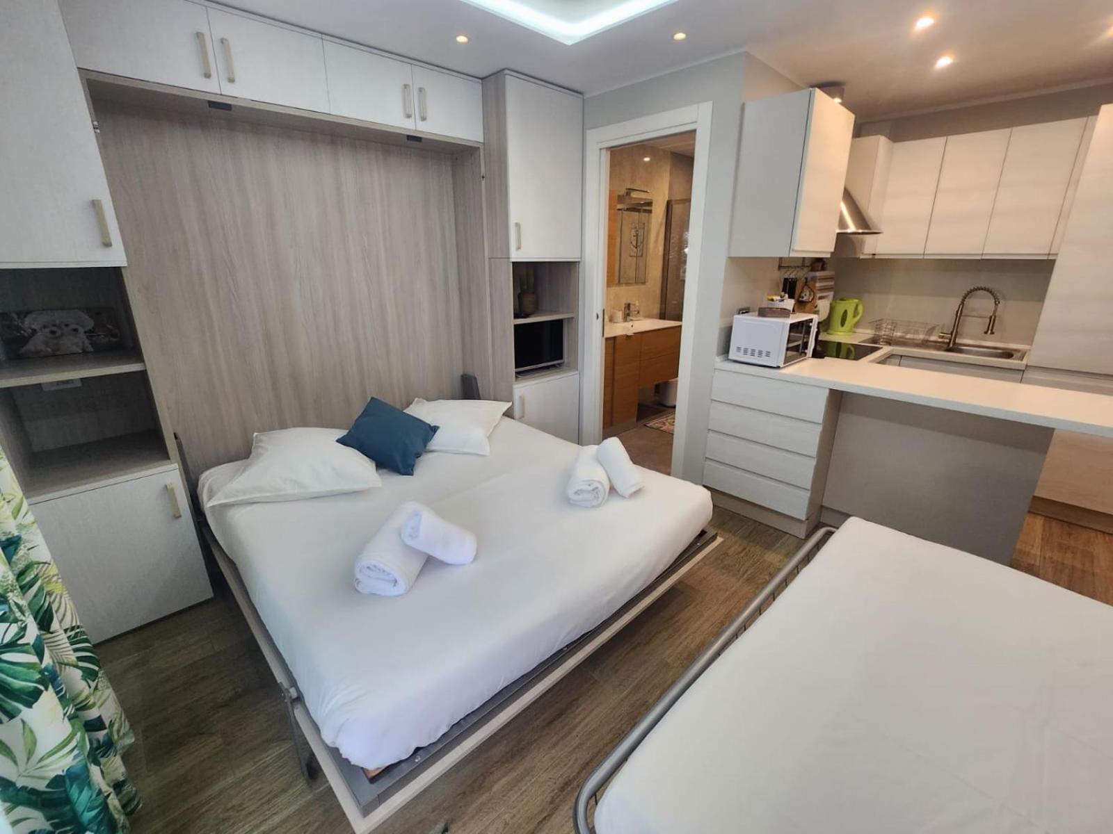 Bluemarine, Studio Vista Mare Menton Luaran gambar